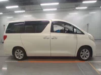 Toyota ALPHARD лот № 30028 оценка 3.5  с аукциона в Японии 2