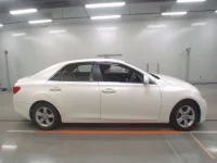 Toyota MARK X лот № 30027 оценка 3.5  с аукциона в Японии 2