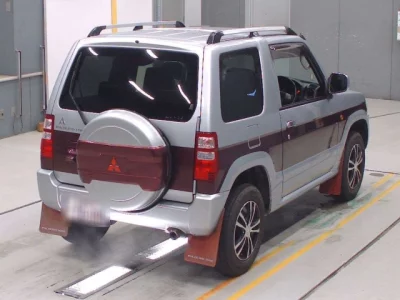 Mitsubishi PAJERO MINI