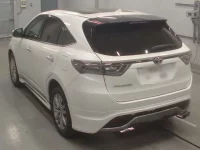 Toyota HARRIER лот № 30047 оценка 3.5  с аукциона в Японии 5