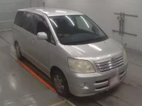 Toyota NOAH лот № 10274 оценка RA  с аукциона в Японии 4