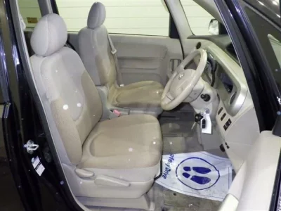 Toyota PORTE  с аукциона в Японии