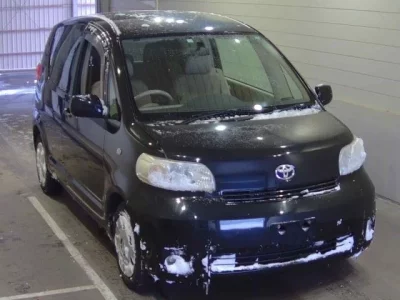 Toyota PORTE  с аукциона в Японии