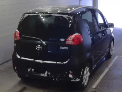 Toyota PORTE  с аукциона в Японии