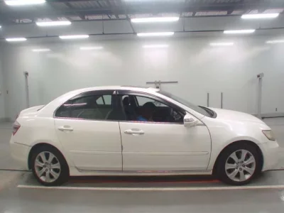 Honda LEGEND  с аукциона в Японии