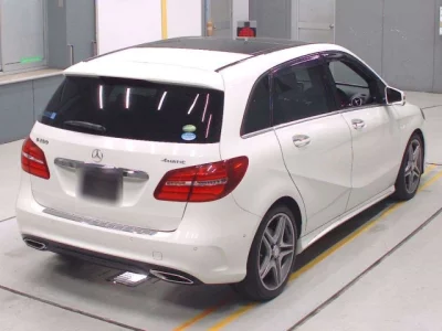 Mercedes-Benz B CLASS
