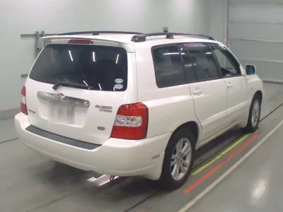 Toyota KLUGER  с аукциона в Японии