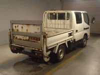 Toyota DYNA лот № 63502 оценка 3  с аукциона в Японии 1