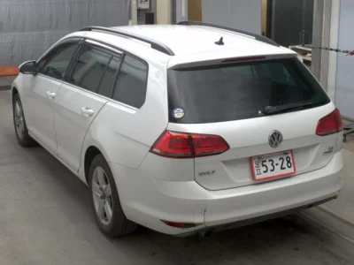 Volkswagen GOLF VARIANT