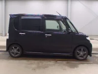 Daihatsu TANTO лот № 5074 оценка 3.5  с аукциона в Японии 1