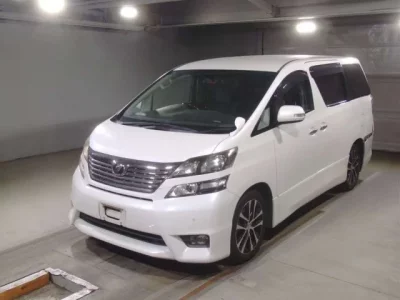 Toyota VELLFIRE  с аукциона в Японии