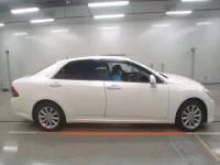 Toyota CROWN лот № 30079 оценка 4  с аукциона в Японии 2