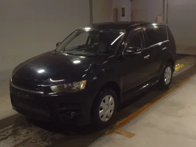 Mitsubishi OUTLANDER  с аукциона в Японии