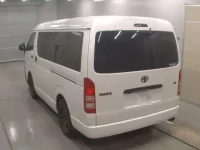 Toyota HIACE лот № 30081 оценка RA  с аукциона в Японии 5