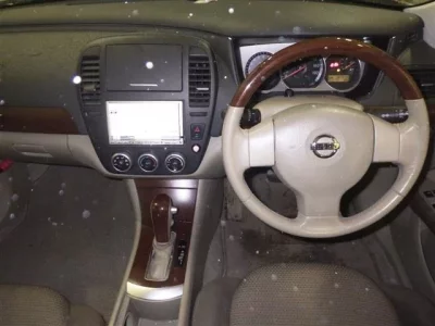 Nissan SYLPHY  с аукциона в Японии