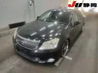 Toyota CROWN лот № 1026 оценка 3.5  с аукциона в Японии 3
