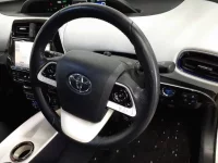 Toyota PRIUS лот № 30087 оценка 4  с аукциона в Японии 6