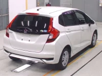 Honda FIT лот № 30091 оценка 4.5  с аукциона в Японии 1