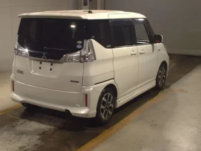 Mitsubishi DELICA D2  с аукциона в Японии