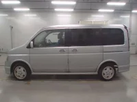 Honda STEP WAGON лот № 10352 оценка 3  с аукциона в Японии 3