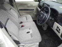 Toyota PASSO лот № 30096 оценка 4.5  с аукциона в Японии 7