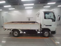 Nissan ATLAS лот № 10354 оценка 3.5  с аукциона в Японии 2