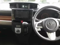 Toyota ROOMY лот № 30099 оценка 3.5  с аукциона в Японии 8