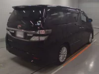 Toyota VELLFIRE лот № 30098 оценка 4  с аукциона в Японии 1