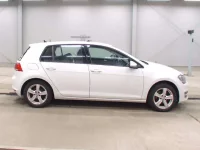 Volkswagen GOLF лот № 9031 оценка 3.5  с аукциона в Японии 2