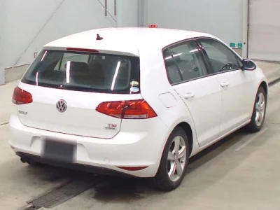 Volkswagen GOLF  с аукциона в Японии