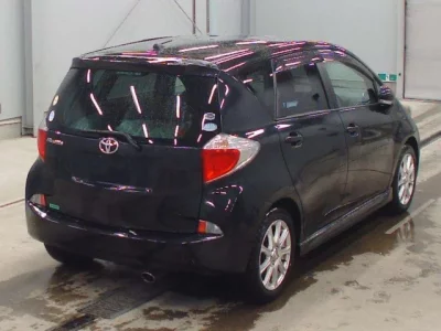 Toyota RACTIS  с аукциона в Японии
