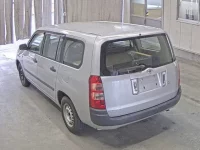 Toyota SUCCEED лот № 3322 оценка R  с аукциона в Японии 1