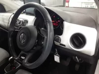 Volkswagen UP лот № 38020 оценка 4  с аукциона в Японии 6