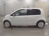 Volkswagen UP лот № 38020 оценка 4  с аукциона в Японии 3