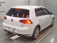 Volkswagen GOLF лот № 38025 оценка 3.5  с аукциона в Японии 1