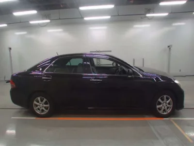 Toyota CROWN  с аукциона в Японии