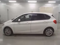 BMW 2-Series лот № 38030 оценка 4  с аукциона в Японии 3