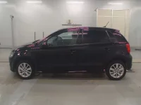Volkswagen POLO лот № 38052 оценка 4  с аукциона в Японии 3