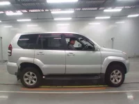 Toyota LAND CRUISER PRADO лот № 30140 оценка 4  с аукциона в Японии 2