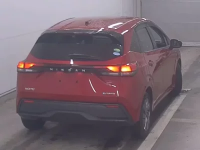 Nissan NOTE  с аукциона в Японии