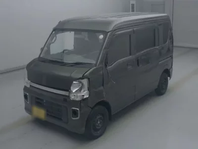 Suzuki EVERY  с аукциона в Японии