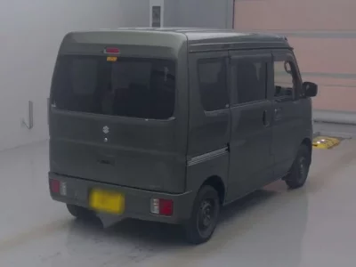 Suzuki EVERY  с аукциона в Японии