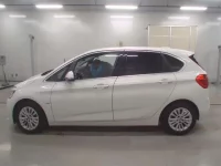 BMW 2-Series лот № 38062 оценка 4  с аукциона в Японии 3