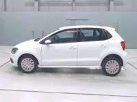 Volkswagen POLO лот № 30142 оценка 4.5  с аукциона в Японии 3