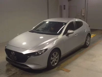 Mazda MAZDA3  с аукциона в Японии