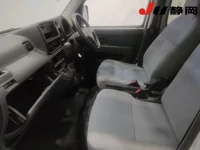 Daihatsu HIJET VAN лот № 3009 оценка 3.5  с аукциона в Японии 5