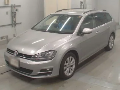 Volkswagen GOLF VARIANT  с аукциона в Японии