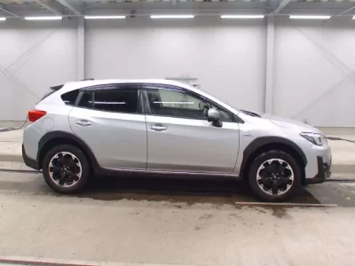 Subaru XV  с аукциона в Японии