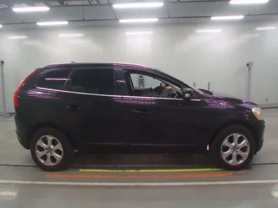 Volvo XC60  с аукциона в Японии