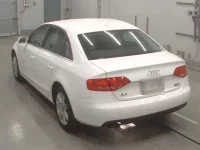 Audi A4 лот № 38107 оценка 4  с аукциона в Японии 5